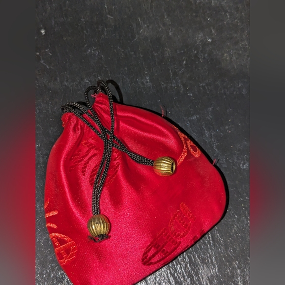 Multi strand Freshwater multi colored necklace. New with pouch - Picture 4 of 4